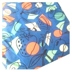 LuLaRoe Leggings TC blue fruit pattern NWOT